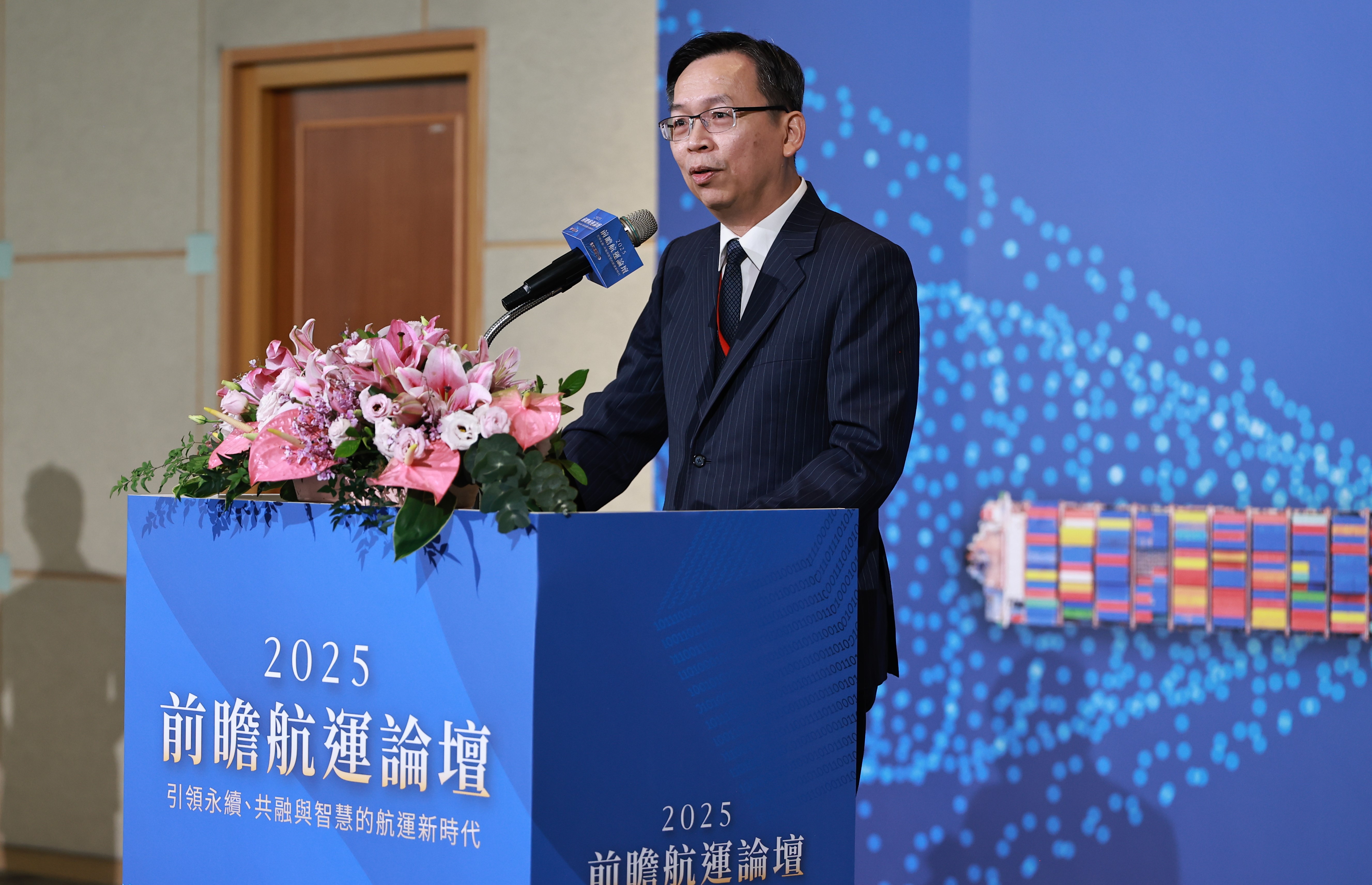 Image 1: MOTC Deputy Minister Lin Kuo-hsian