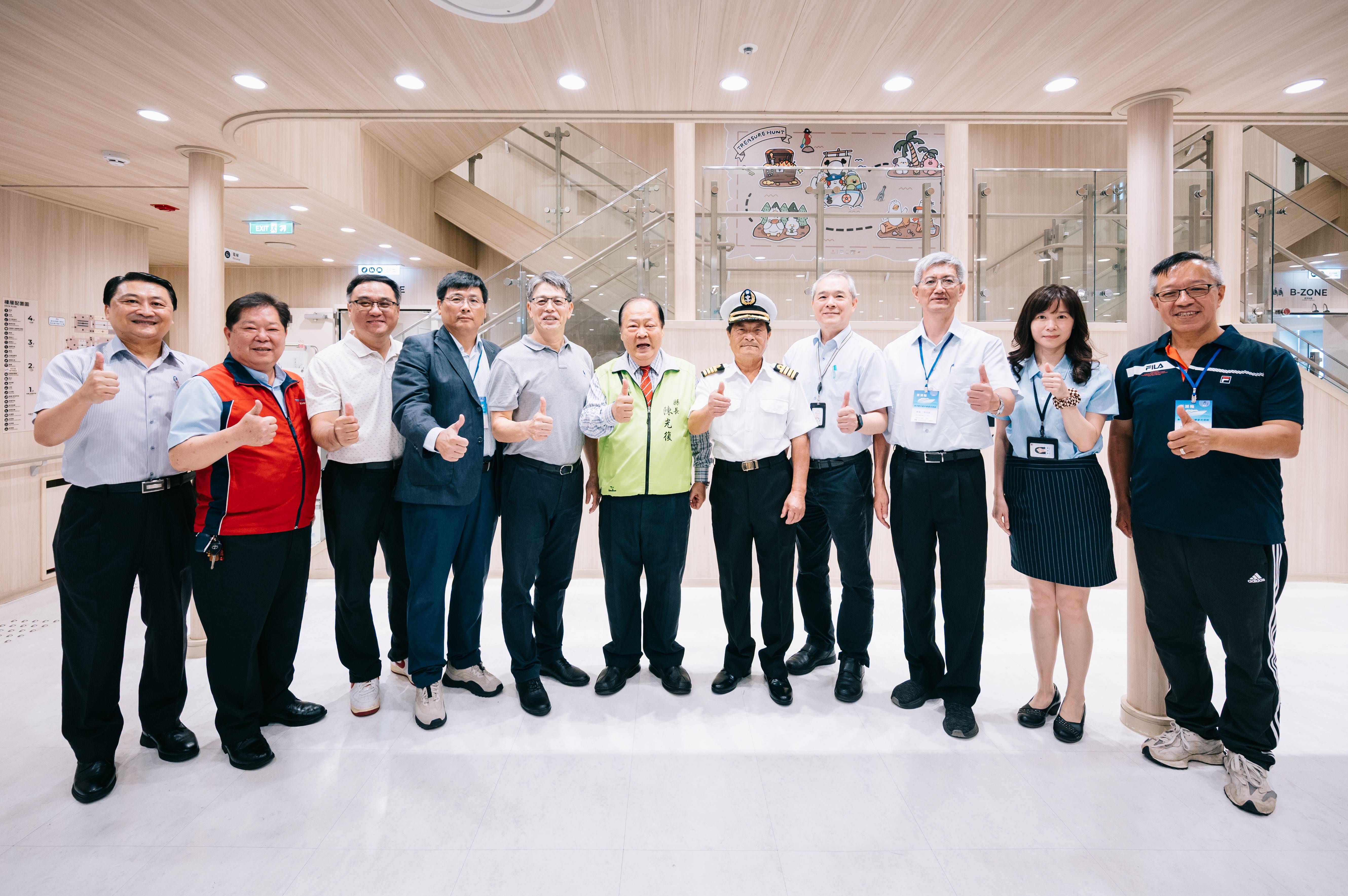 Figure 10. Group photo.